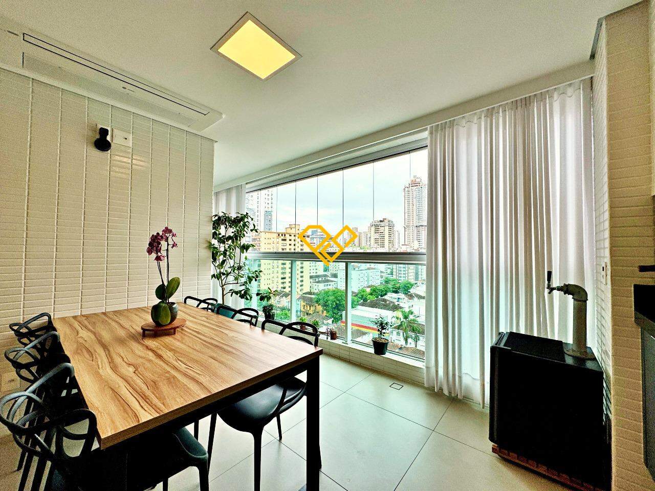Apartamento à venda no Pompéia: VAranda