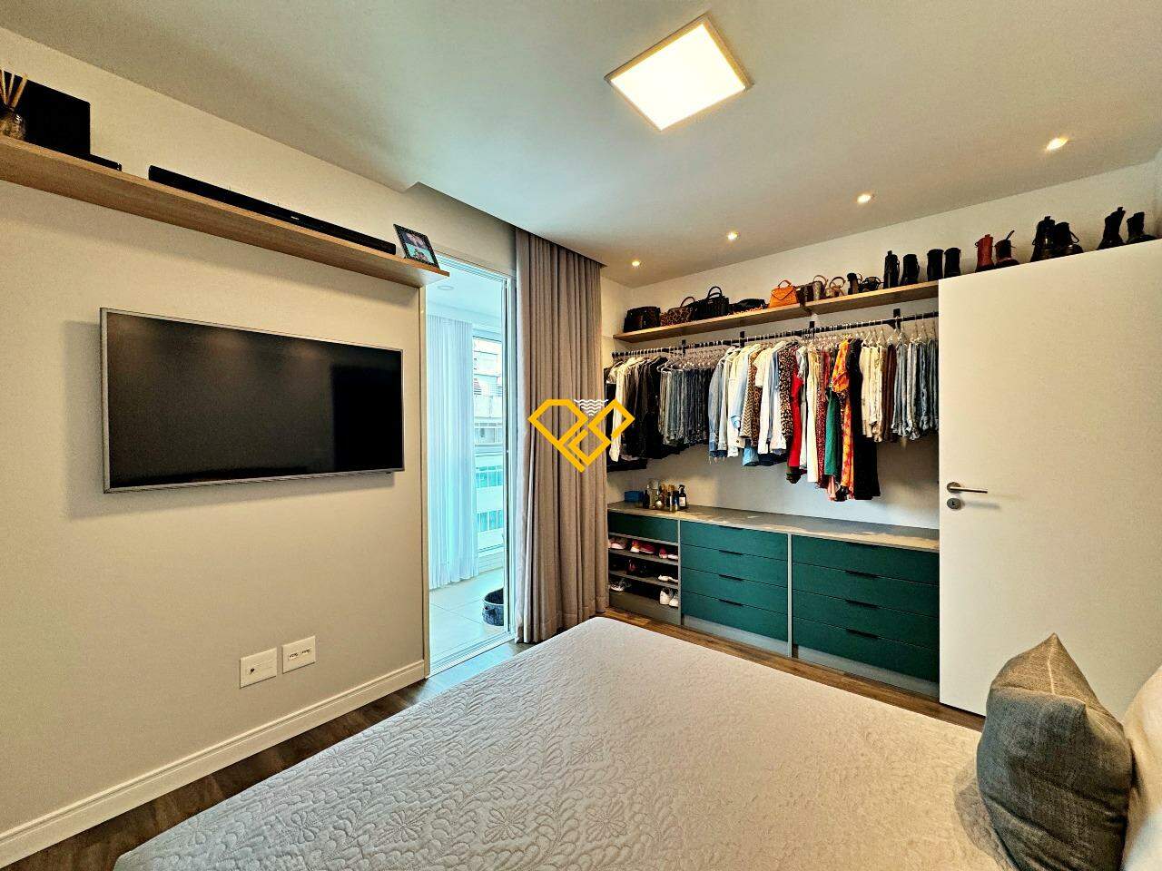 Apartamento à venda no Pompéia: Suíte 1