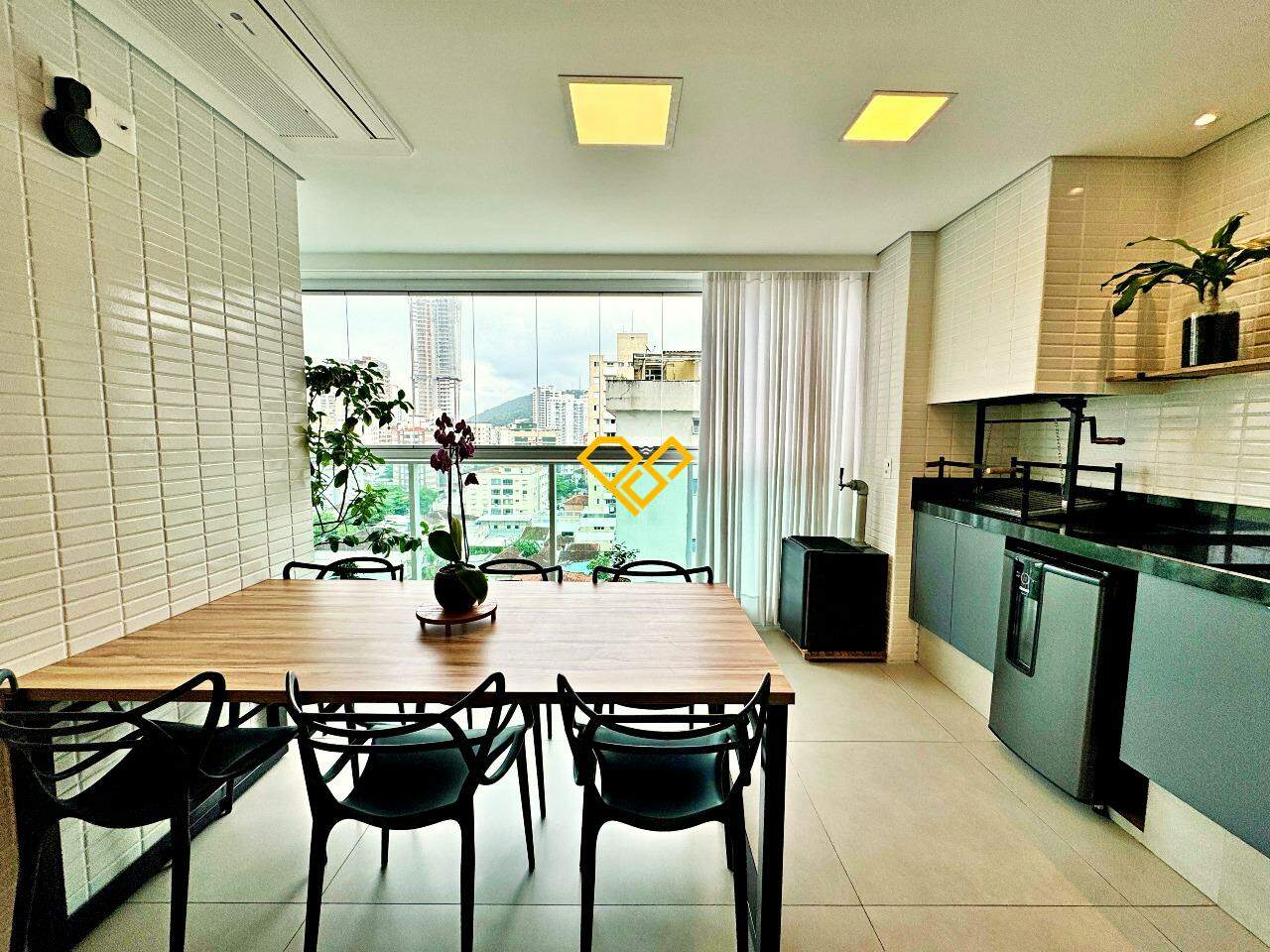 Apartamento à venda no Pompéia: Varanda