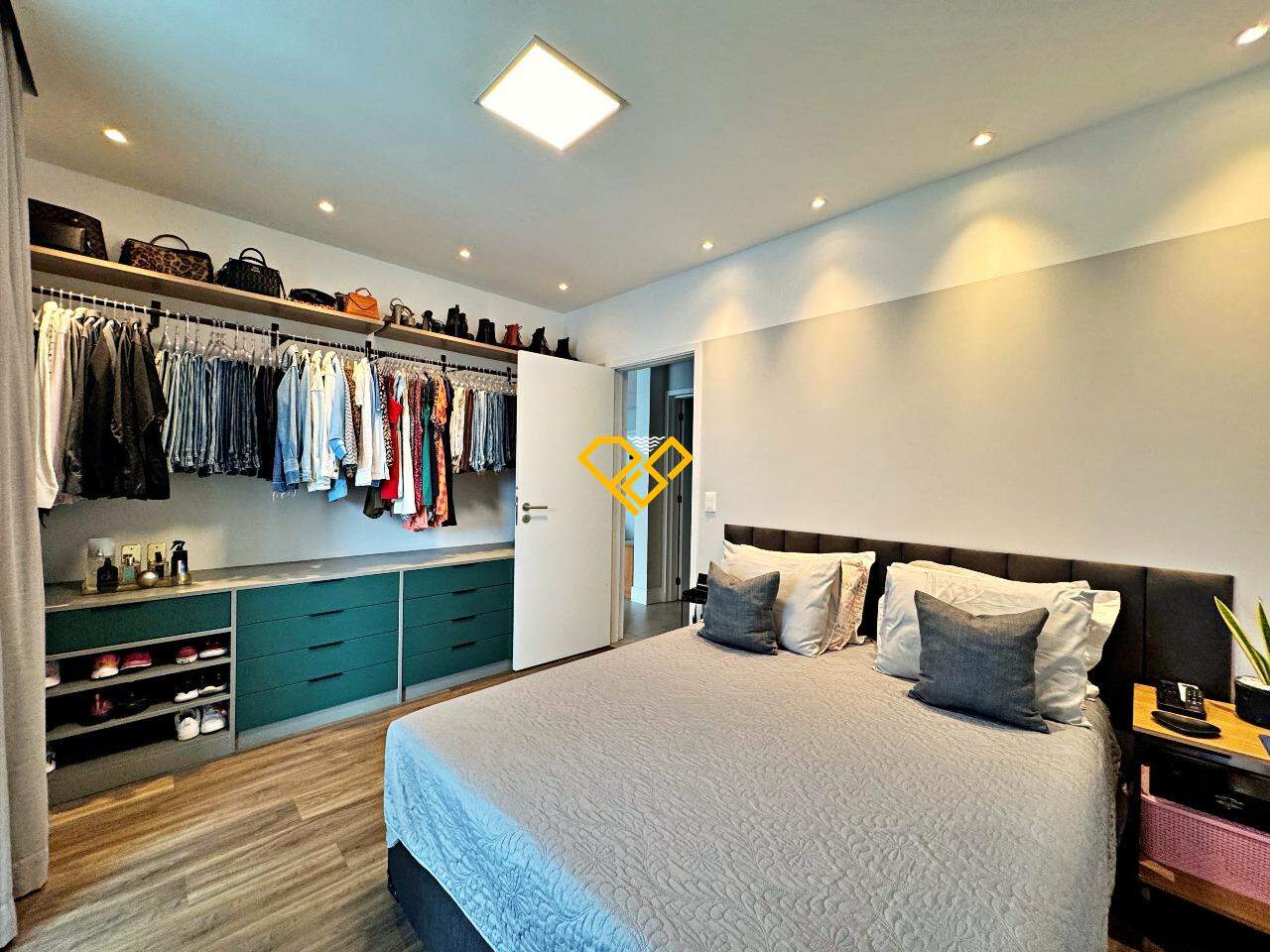 Apartamento à venda no Pompéia: Suíte 1