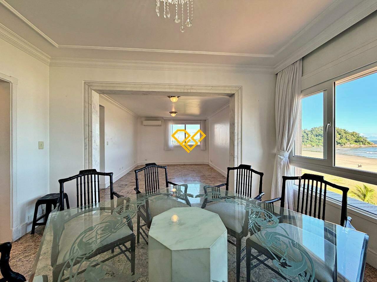 Apartamento à venda no José Menino: Sala