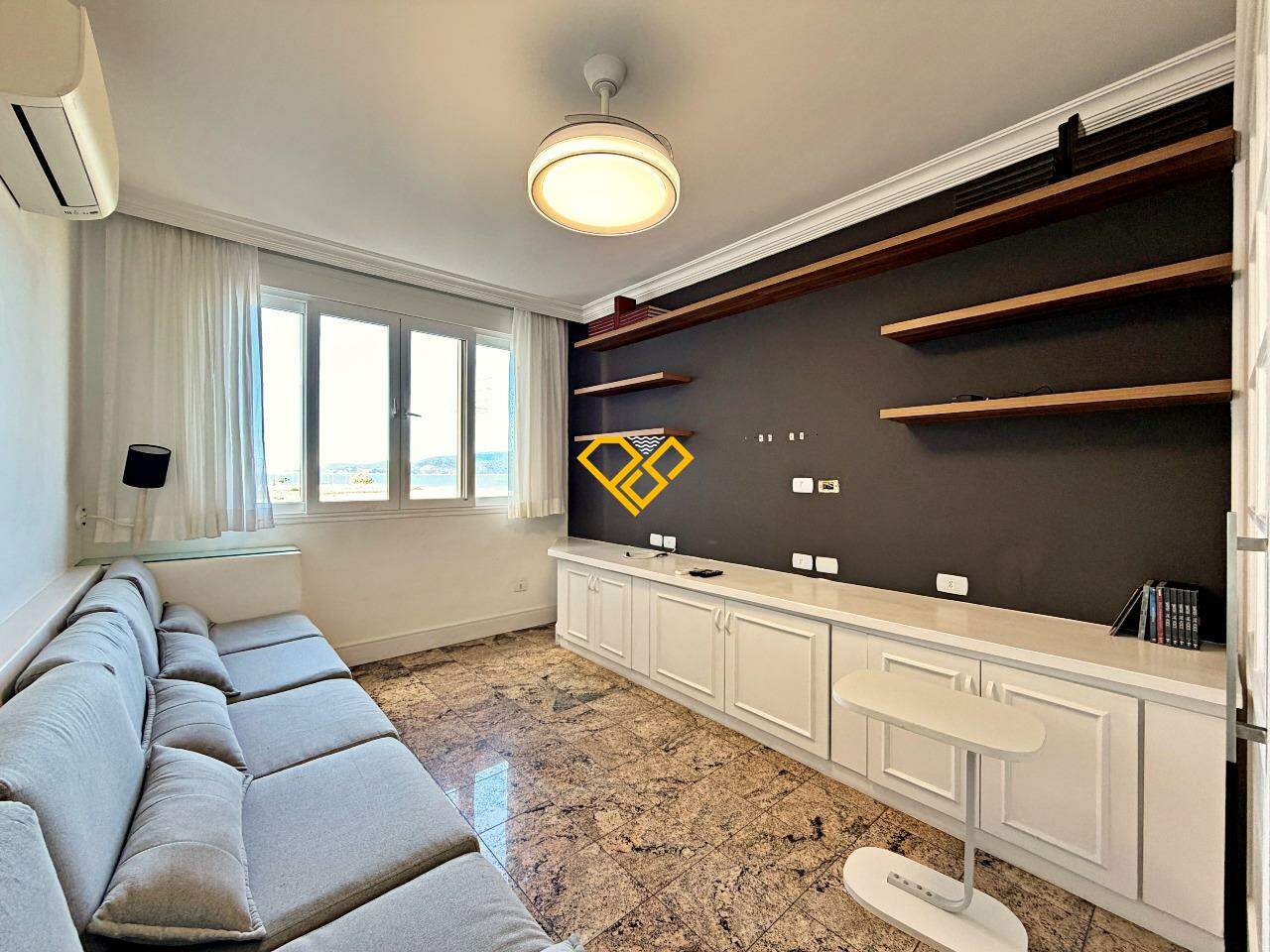 Apartamento à venda no José Menino: Sala de tv