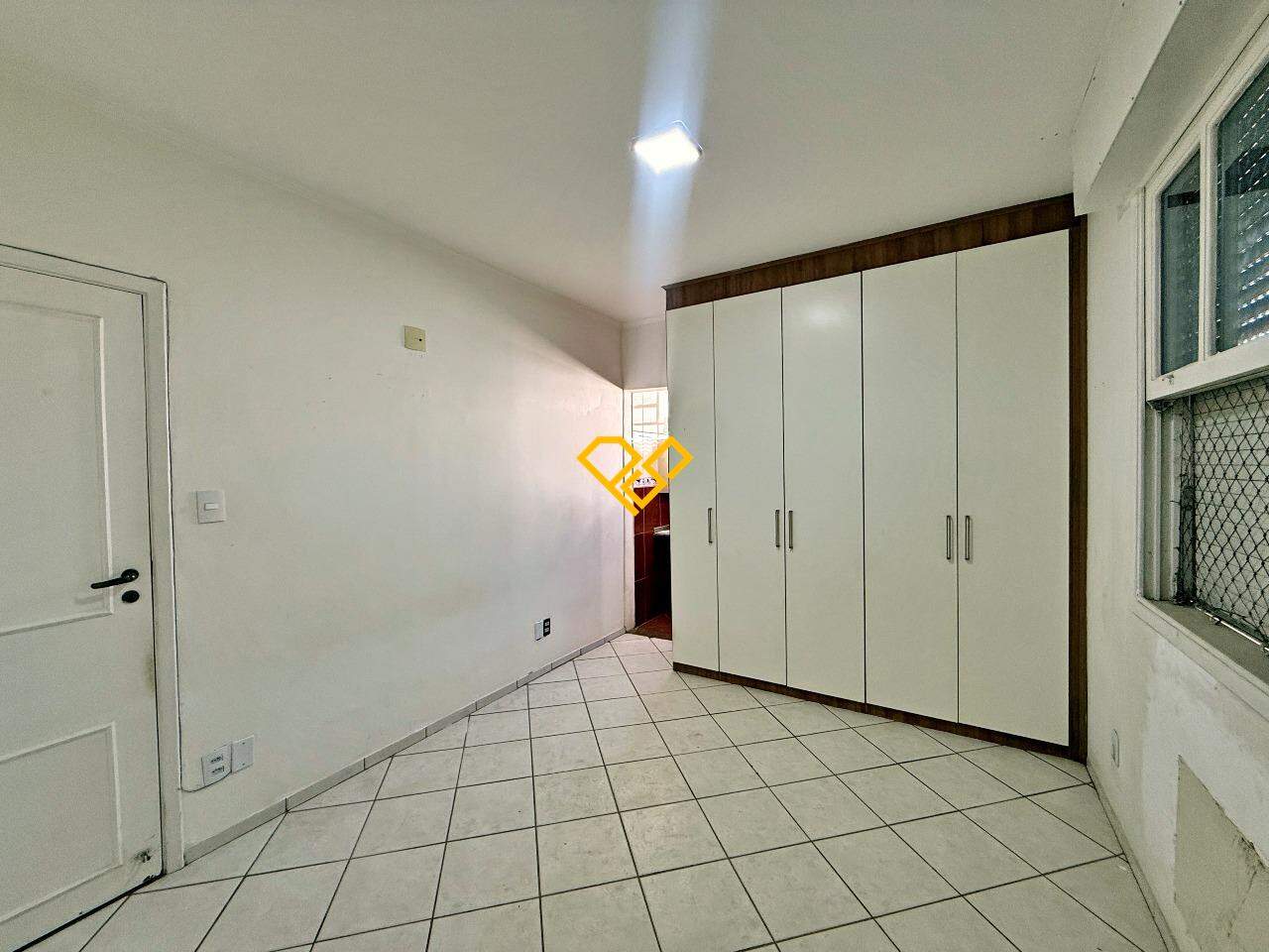 Apartamento à venda no Ponta da Praia: Dormitório 1 - suíte