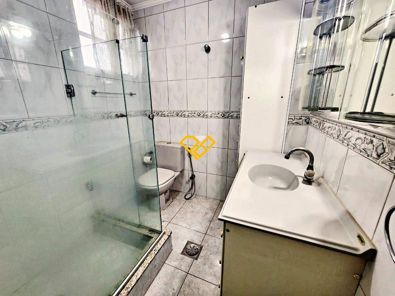 Apartamento à venda no Gonzaga: Wc suíte