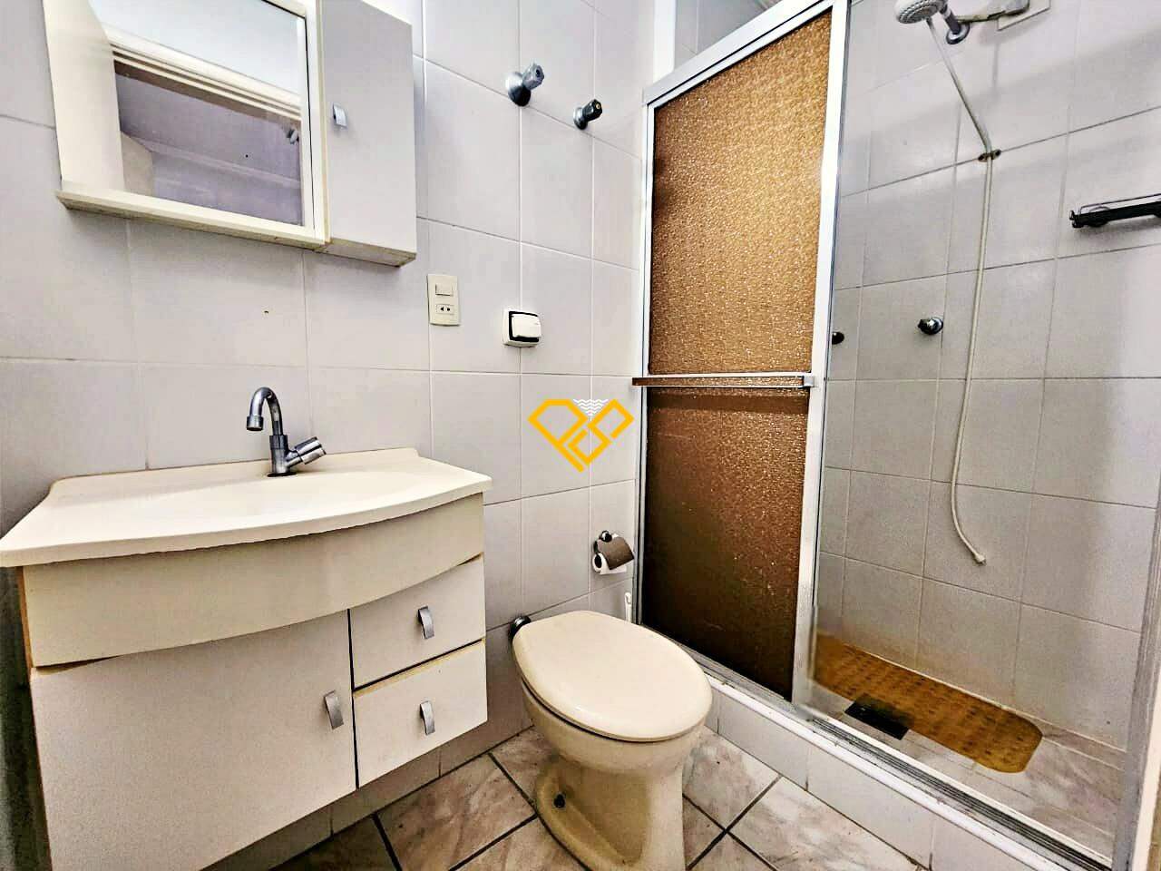 Apartamento à venda no Gonzaga: Wc dependência