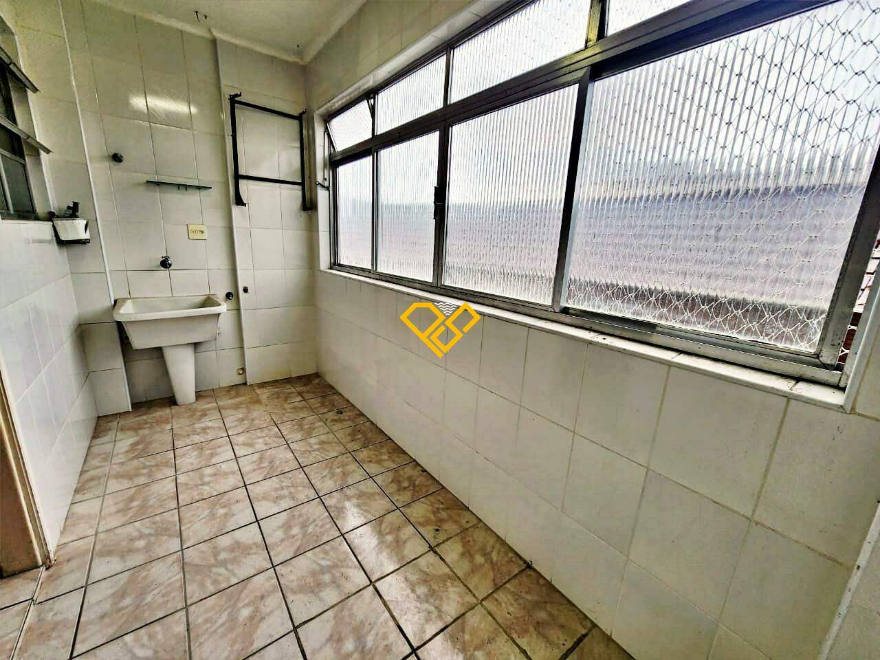 Apartamento à venda no Gonzaga: Área de serviço