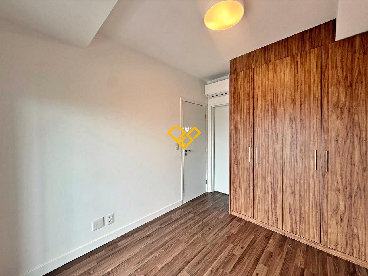 Apartamento para aluguel no Boqueirão: Dormitório - suíte