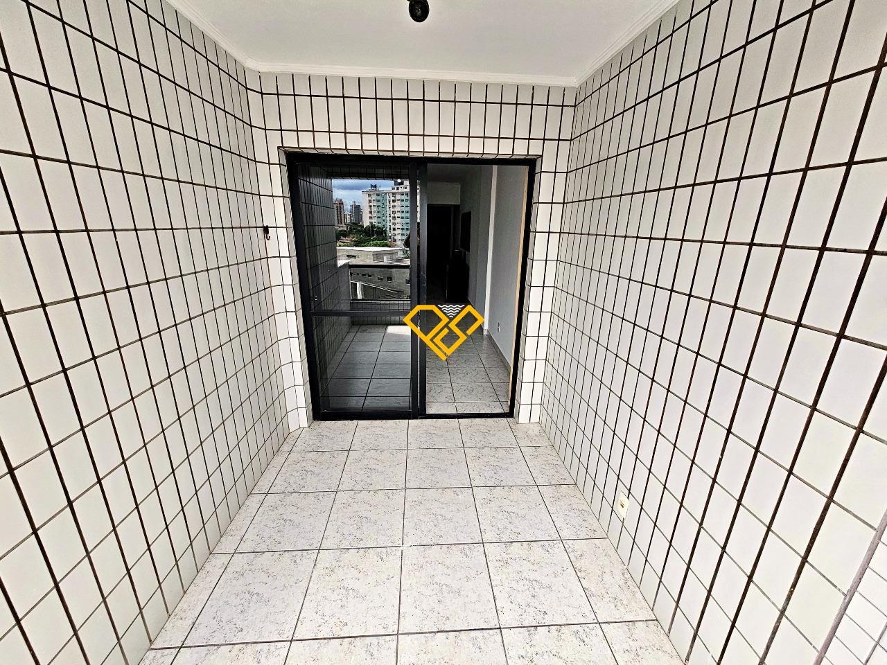 Apartamento à venda no Ponta da Praia: Varanda