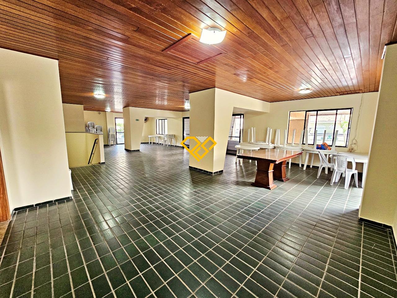 Apartamento à venda no Ponta da Praia: Lazer - salão de festas