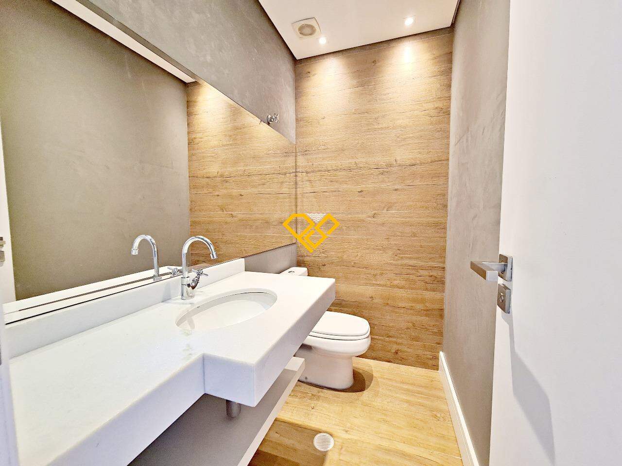 Apartamento à venda no Boqueirão: Lavabo