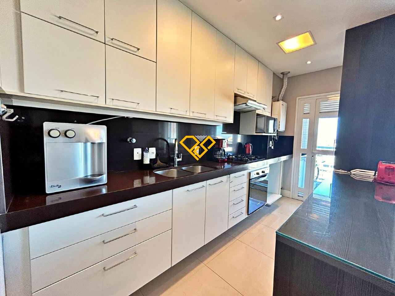 Apartamento à venda no Gonzaga: Cozinha