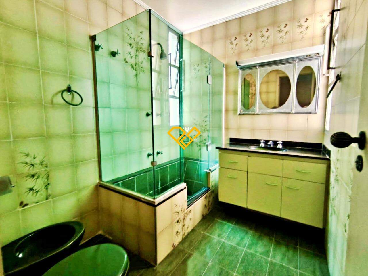 Apartamento à venda no Gonzaga: Wc suíte