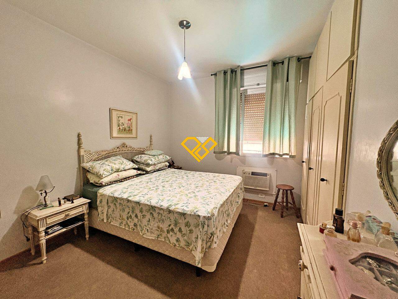 Apartamento à venda no Gonzaga: Dormitório 1 - suíte