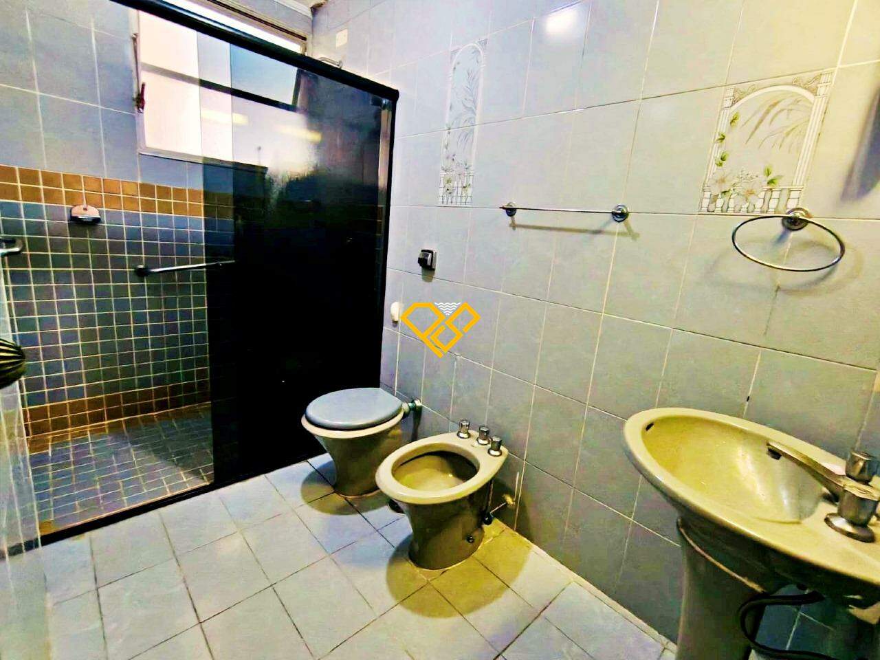 Apartamento à venda no Gonzaga: Wc social