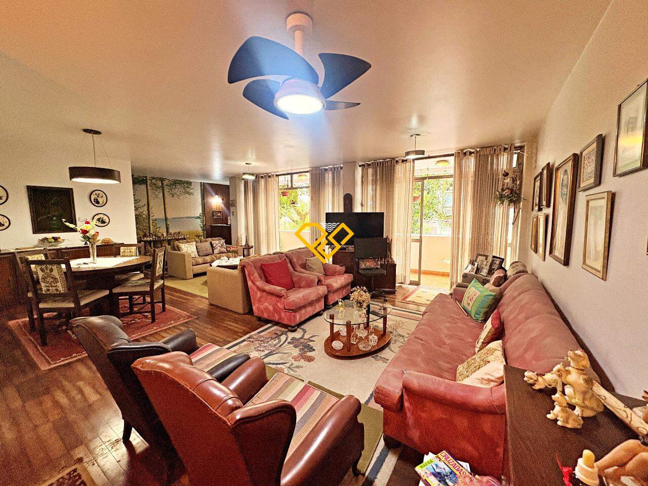 Apartamento à venda no Gonzaga: Sala