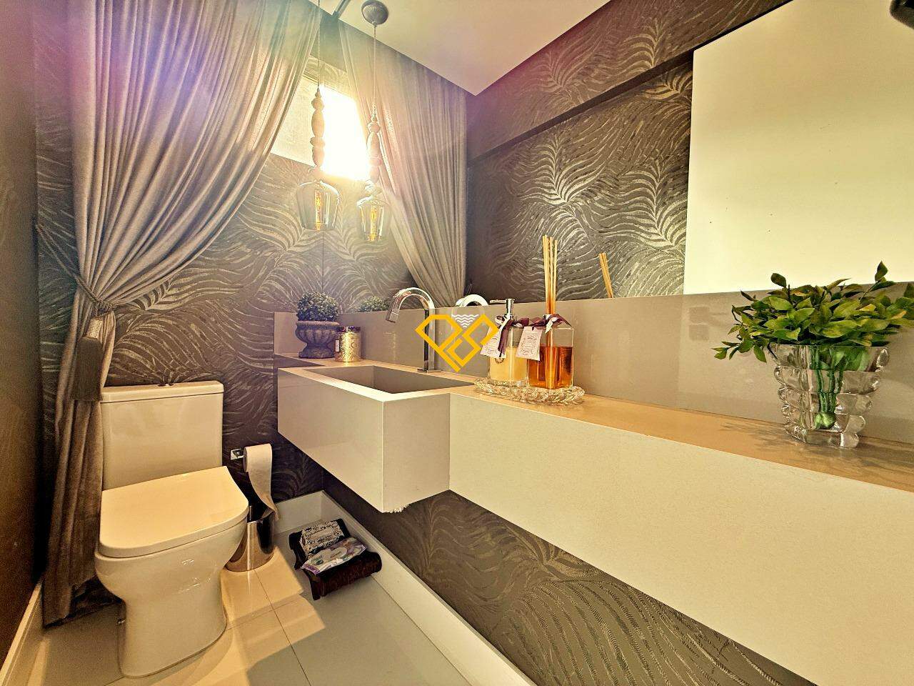 Apartamento à venda no Embaré: Lavabo