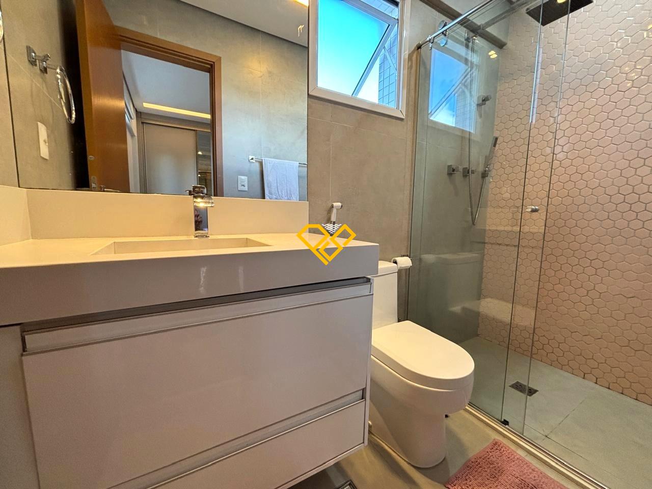 Apartamento à venda no José Menino: Wc suíte