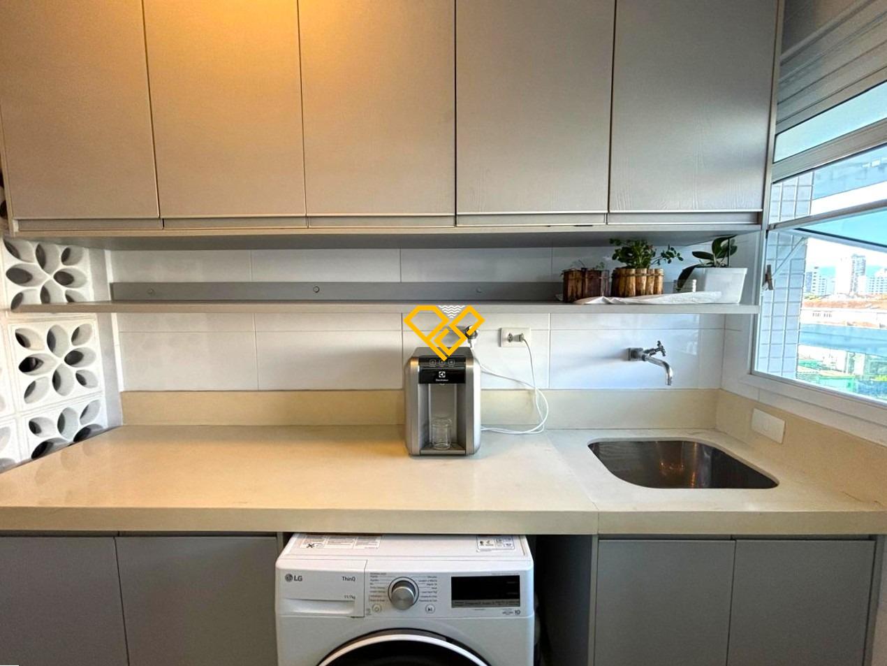 Apartamento à venda no José Menino: Área de serviço