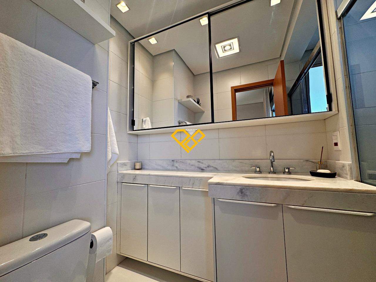 Apartamento à venda no Vila Rica: Wc suíte 1