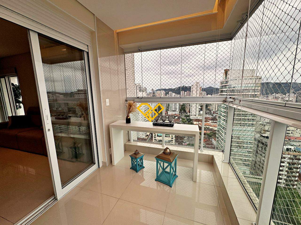 Apartamento à venda no Vila Rica: Varanda