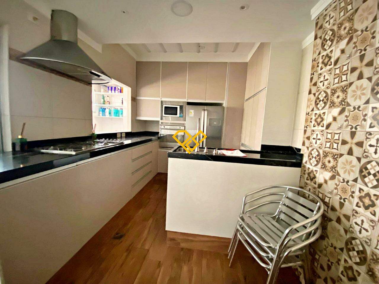 Apartamento à venda no Gonzaga: Cozinha