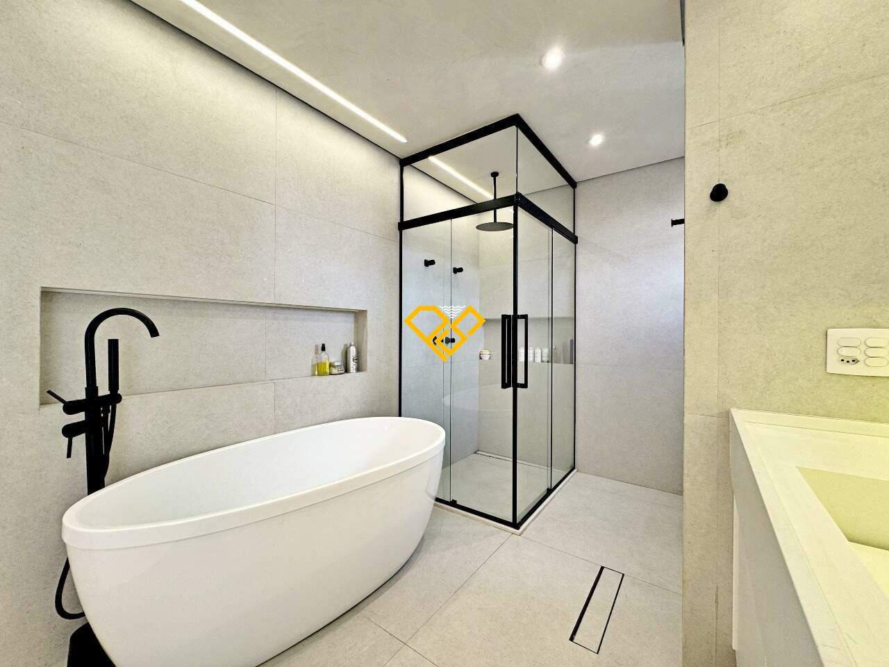 Apartamento para aluguel no Boqueirão: Wc suíte