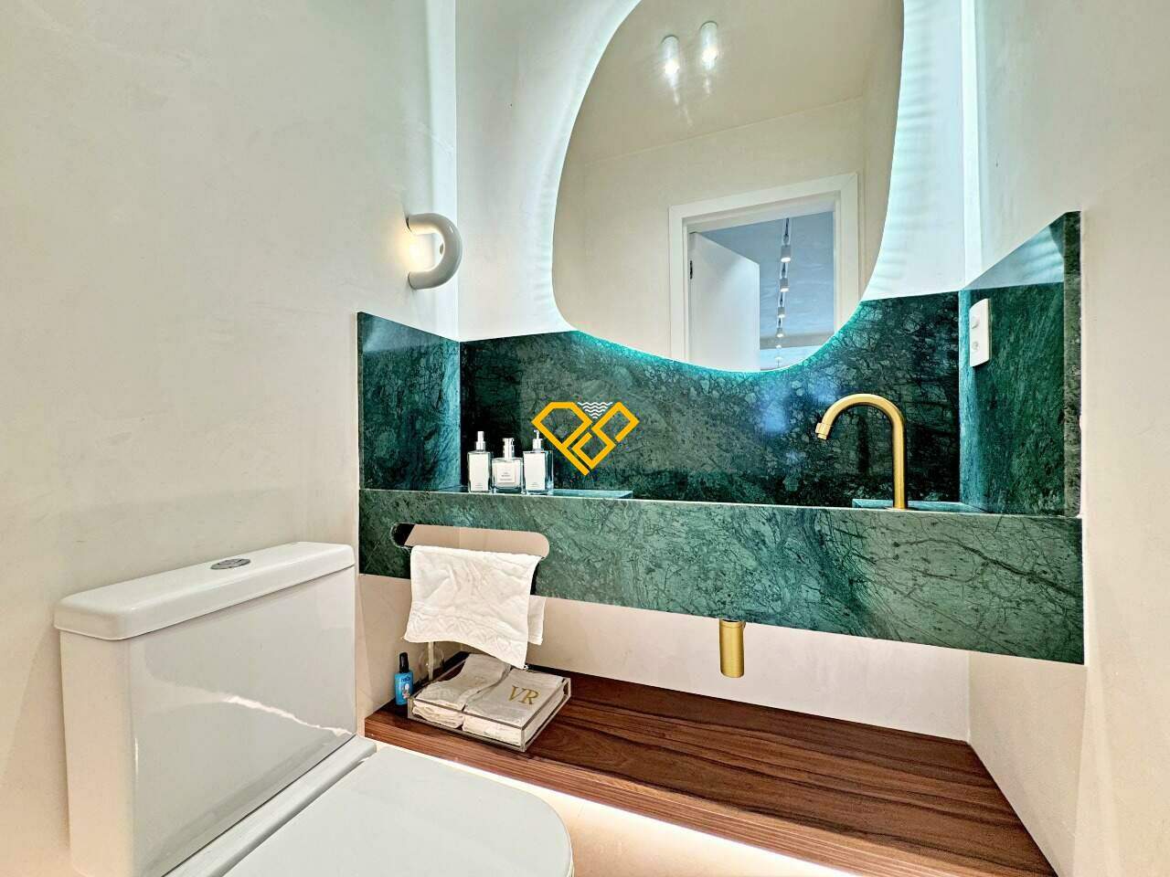 Apartamento para aluguel no Boqueirão: Lavabo