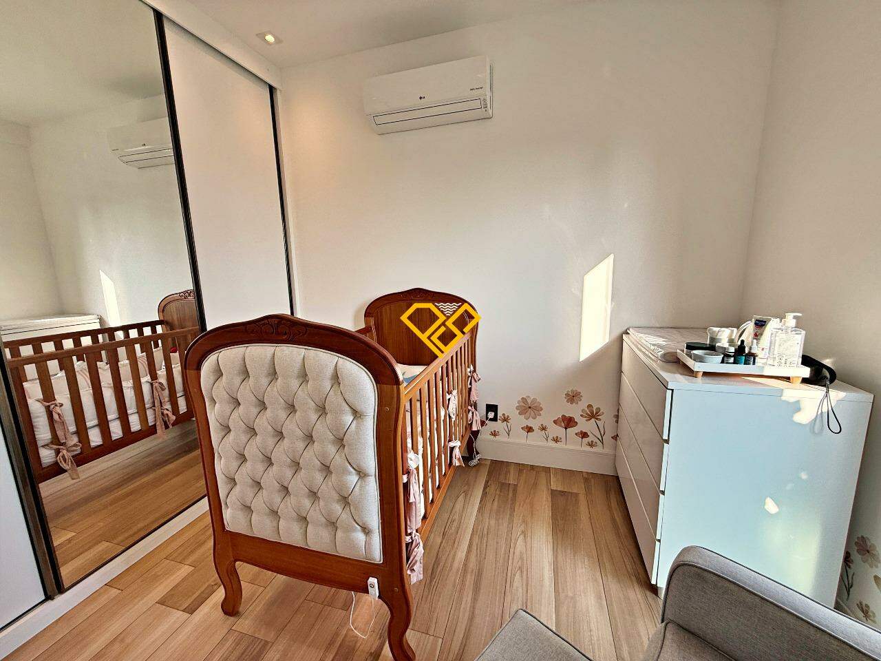 Apartamento à venda no Ponta da Praia: Suíte 2