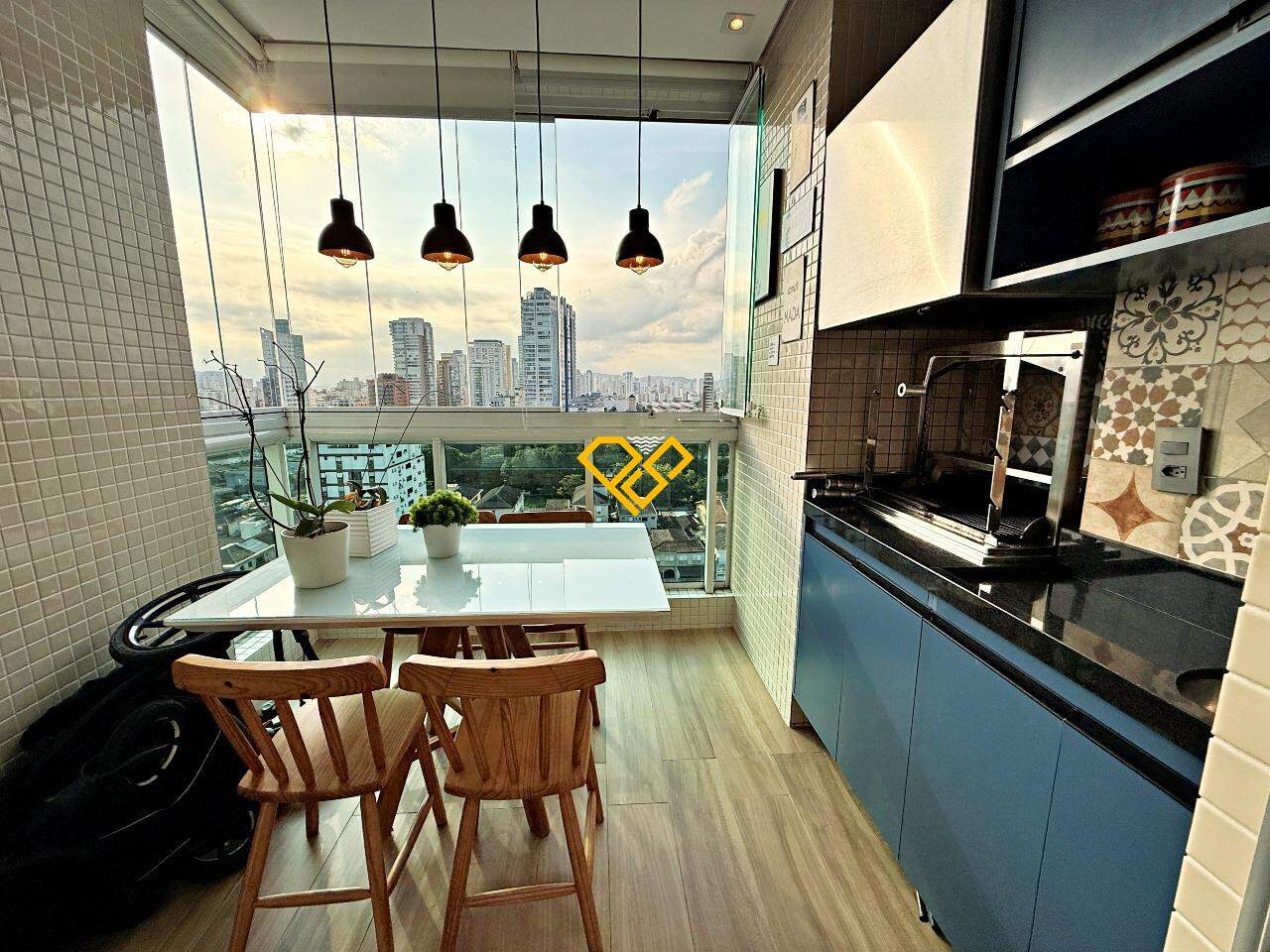 Apartamento à venda no Ponta da Praia: Varanda