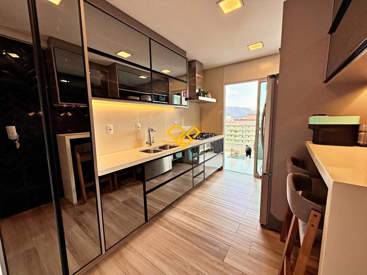 Apartamento à venda no Ponta da Praia: Cozinha