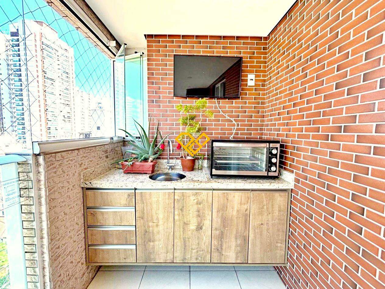 Apartamento à venda no Pompéia: Varanda