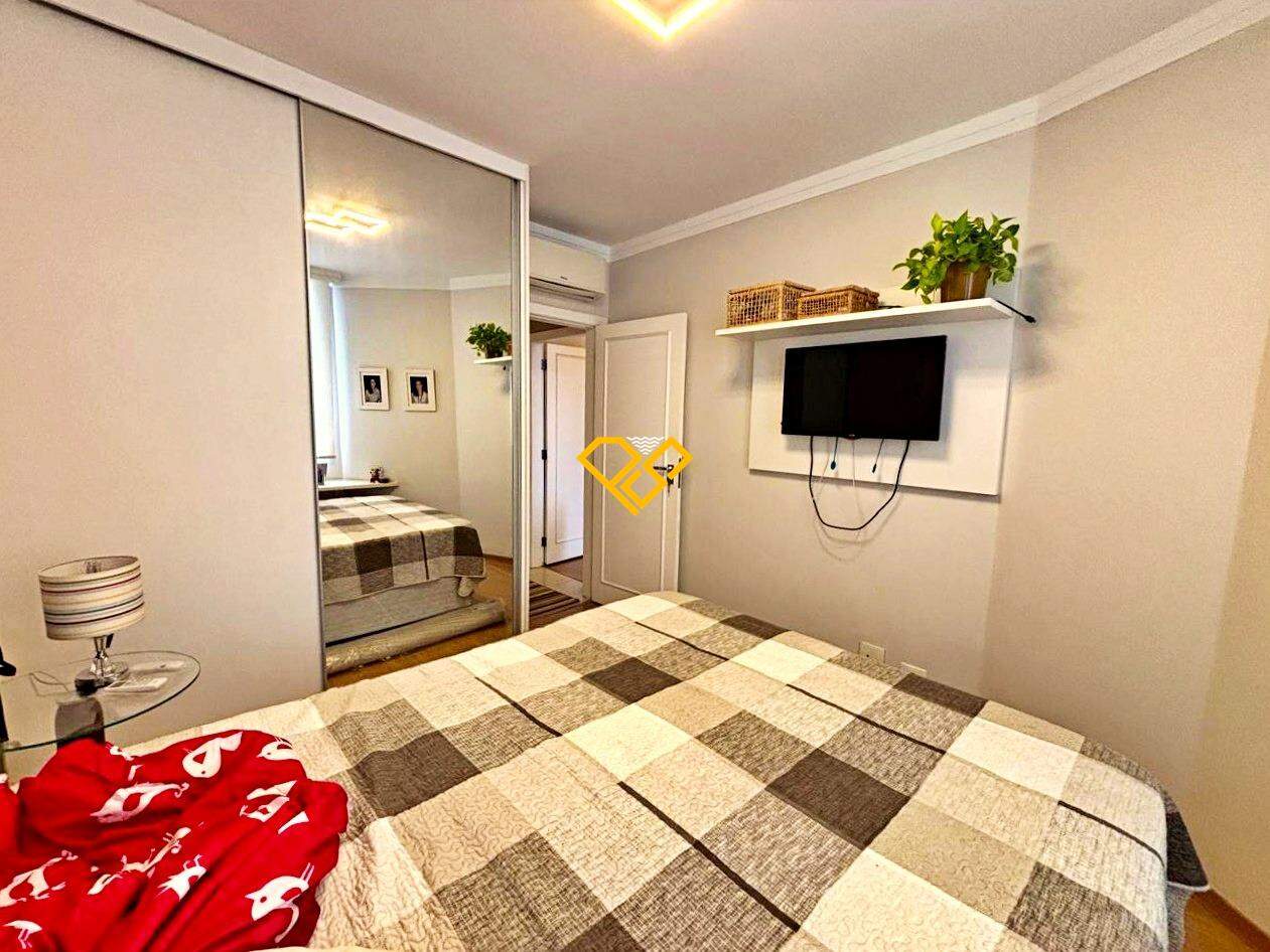 Apartamento à venda no Aparecida: Dormitório 3