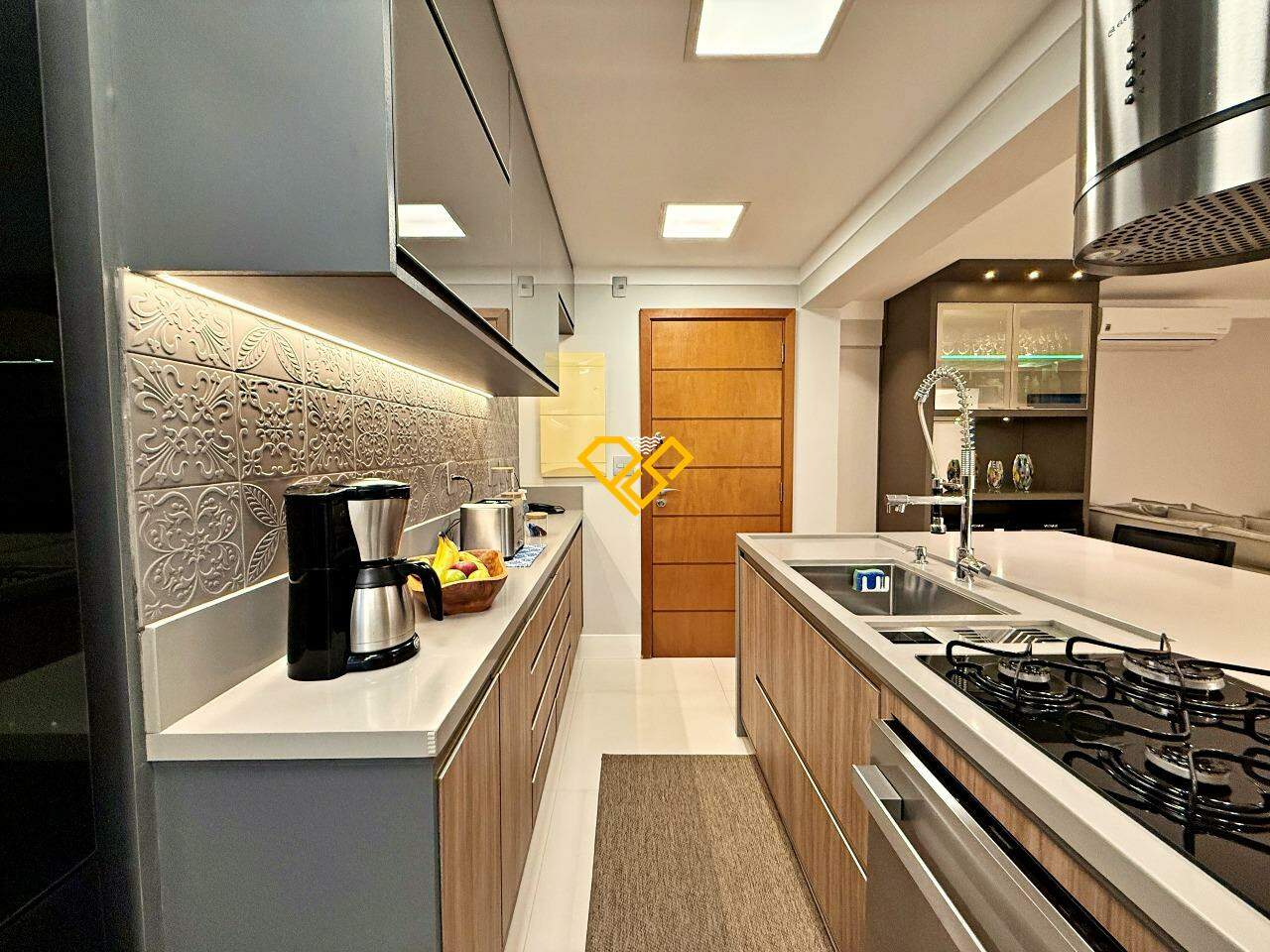 Apartamento à venda no Ponta da Praia: Cozinha