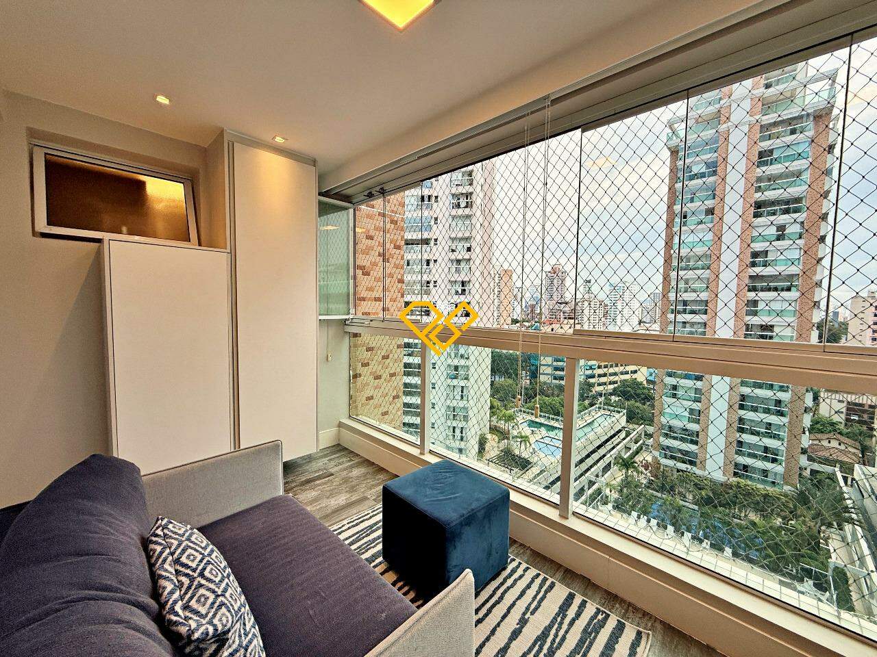 Apartamento à venda no Ponta da Praia: Varanda