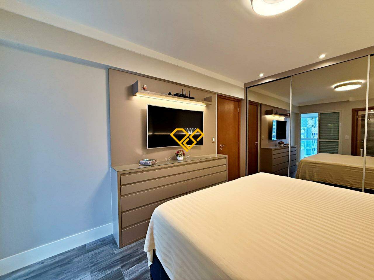 Apartamento à venda no Ponta da Praia: Dormitório 1 - suíte