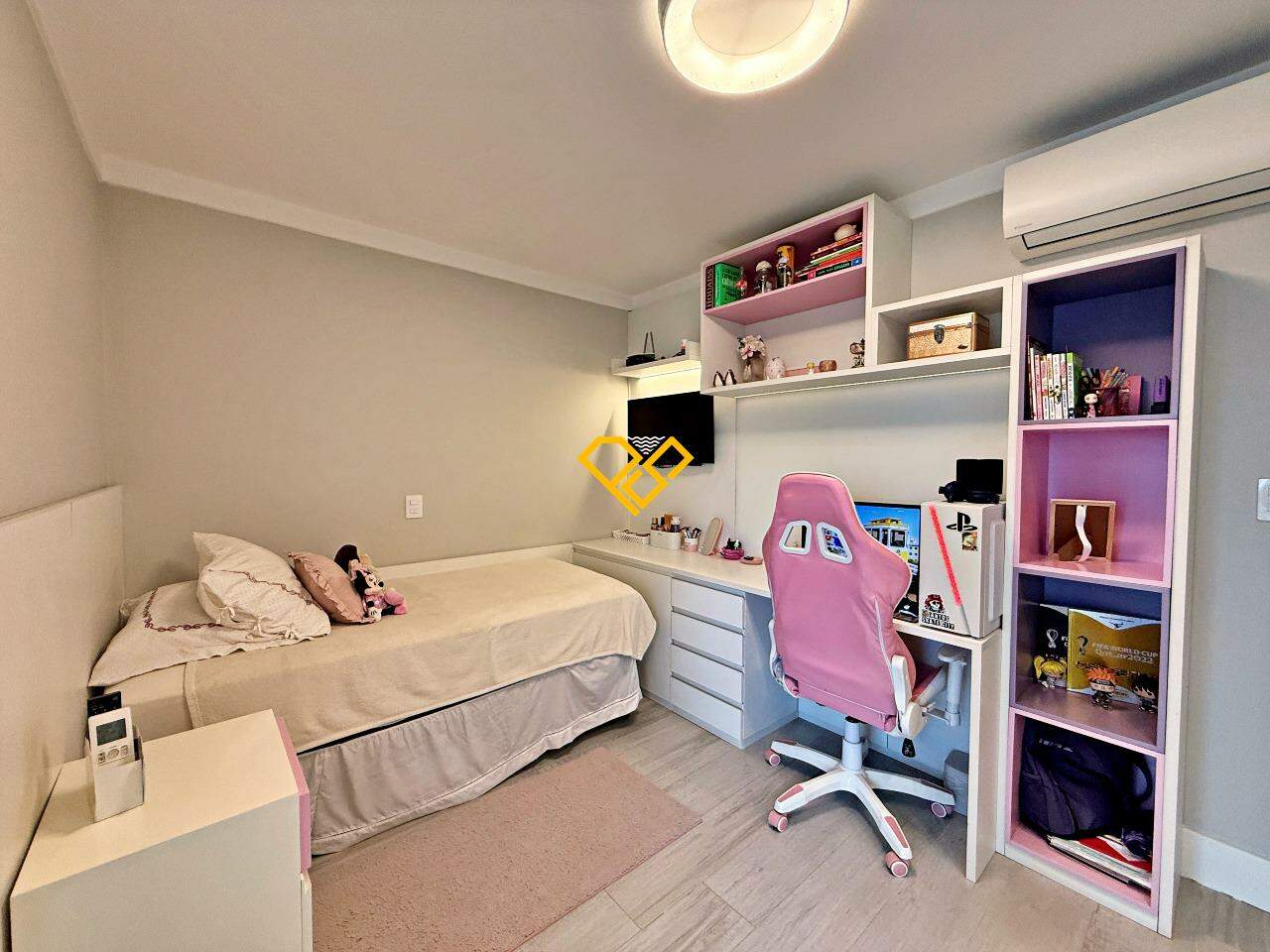 Apartamento à venda no Ponta da Praia: Dormitório 2