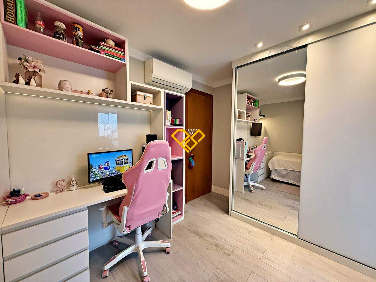 Apartamento à venda no Ponta da Praia: Dormitório 2