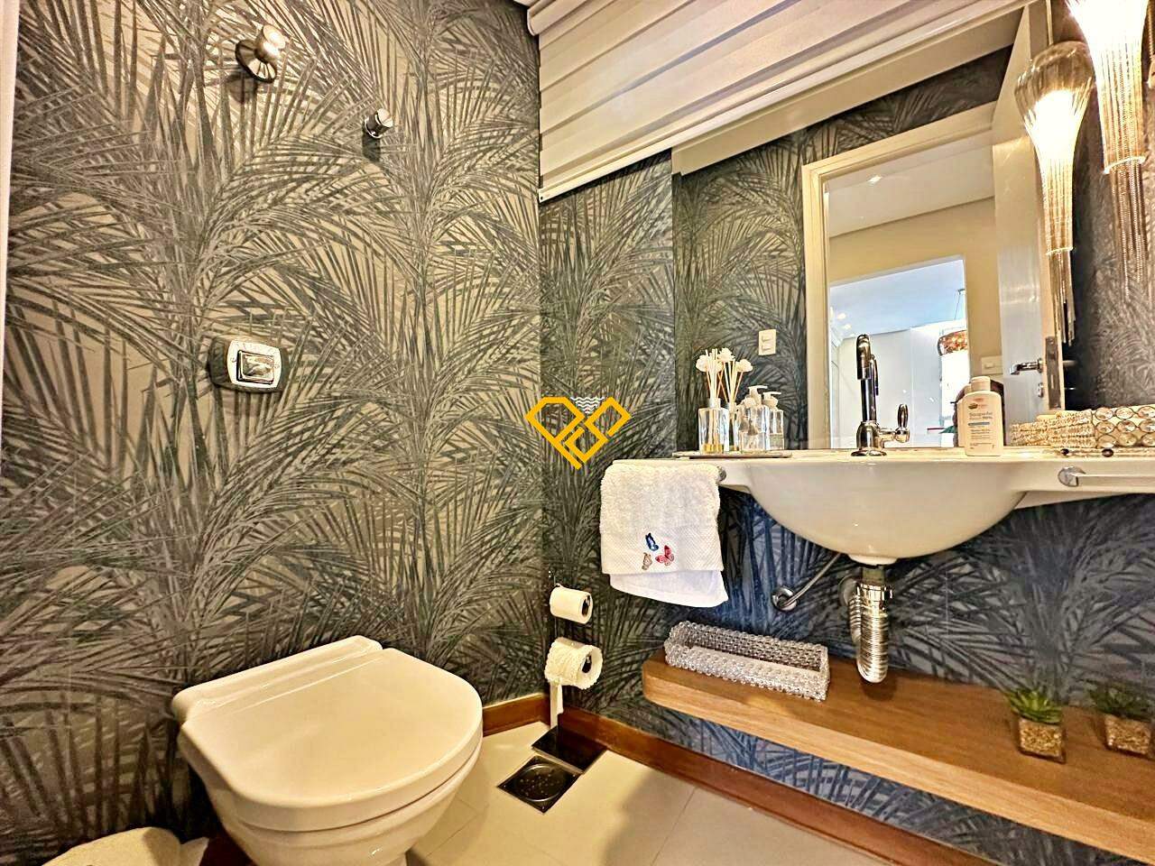 Apartamento à venda no Boqueirão: Lavabo