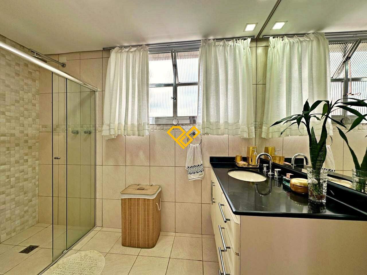 Apartamento à venda no Boqueirão: Wc suíte