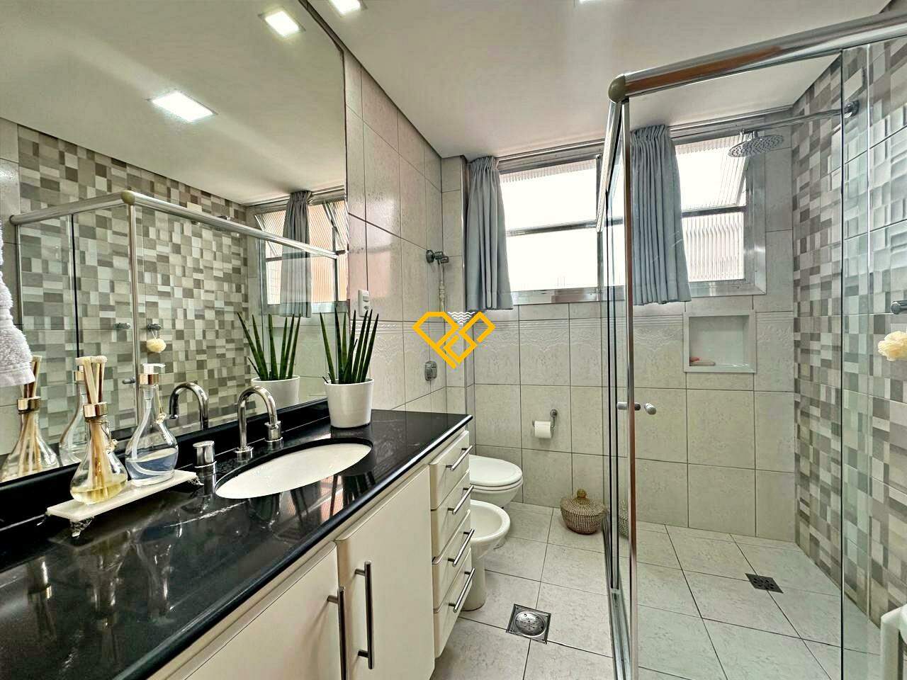 Apartamento à venda no Boqueirão: Wc social