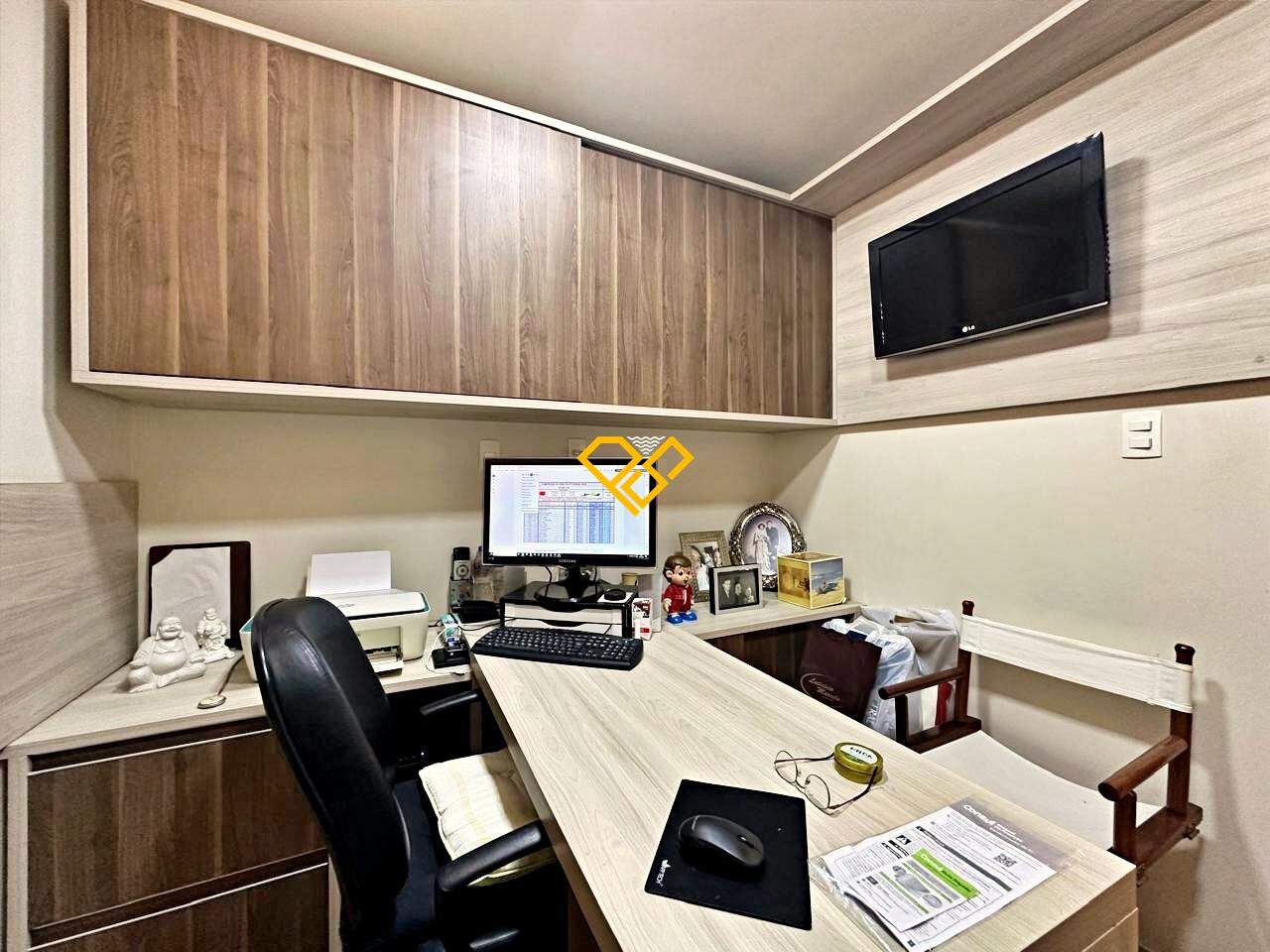 Apartamento à venda no Boqueirão: Escritório