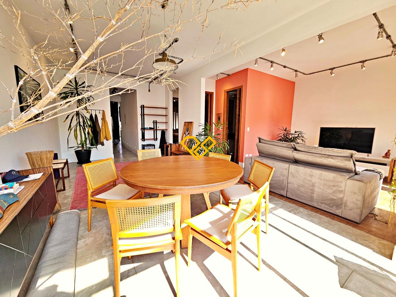 Apartamento para aluguel no Boqueirão: Varanda e sala