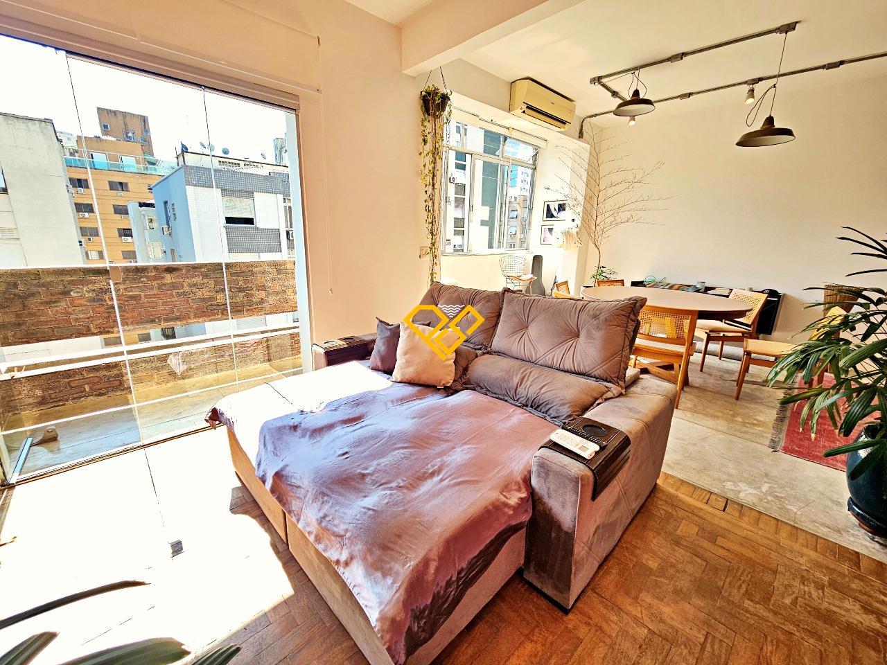 Apartamento para aluguel no Boqueirão: Dormitório revertido para sala