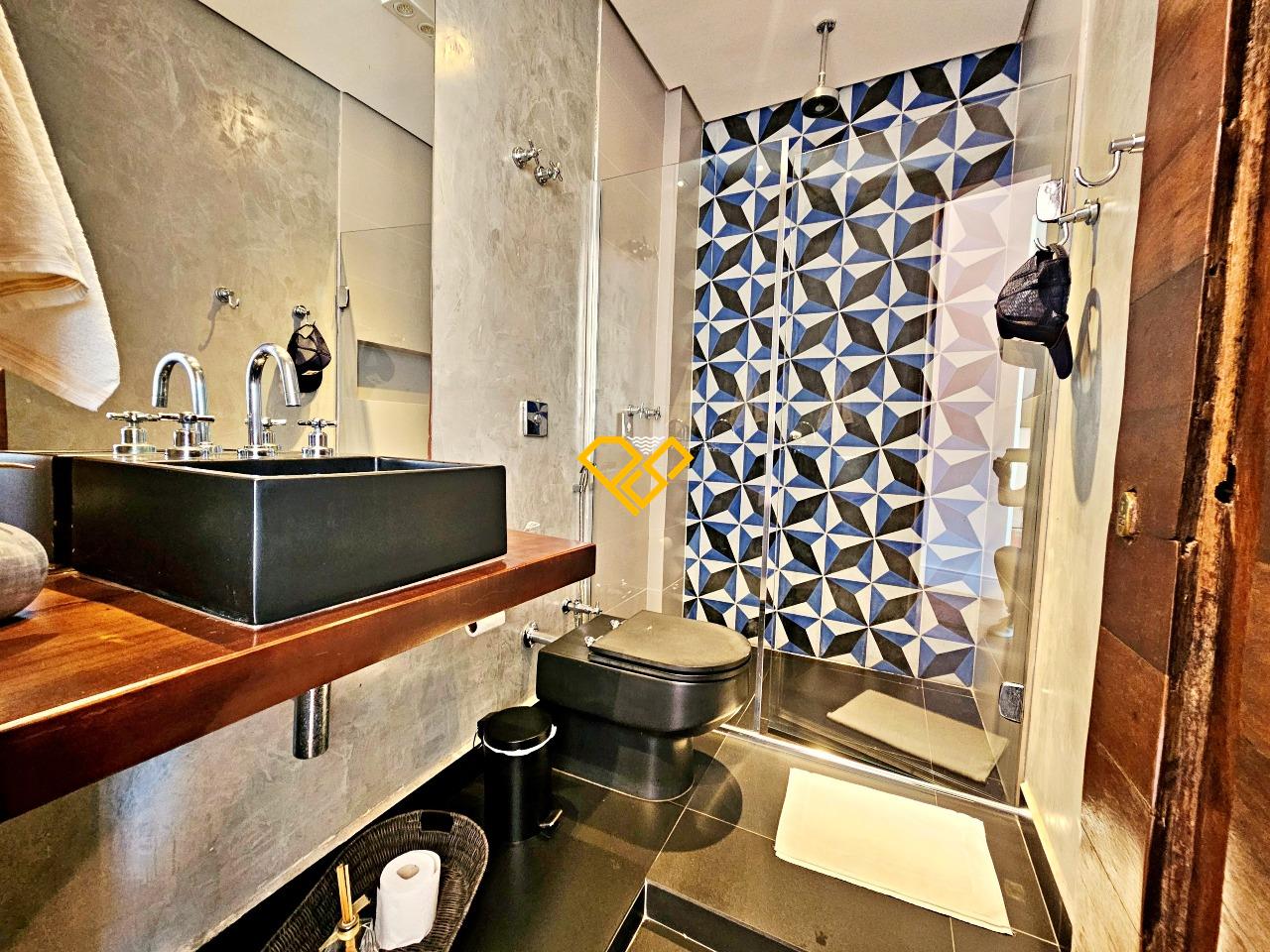 Apartamento para aluguel no Boqueirão: Wc social