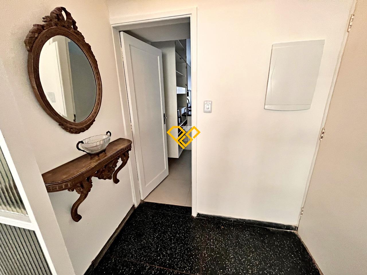 Apartamento para aluguel no Pompéia: Hall de entrada