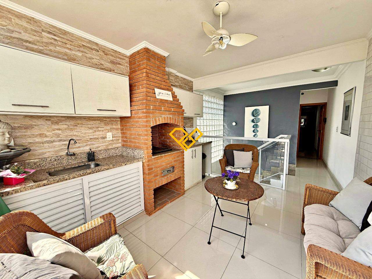 Casa à venda no Aparecida: Espaço gourmet com churrasqueira