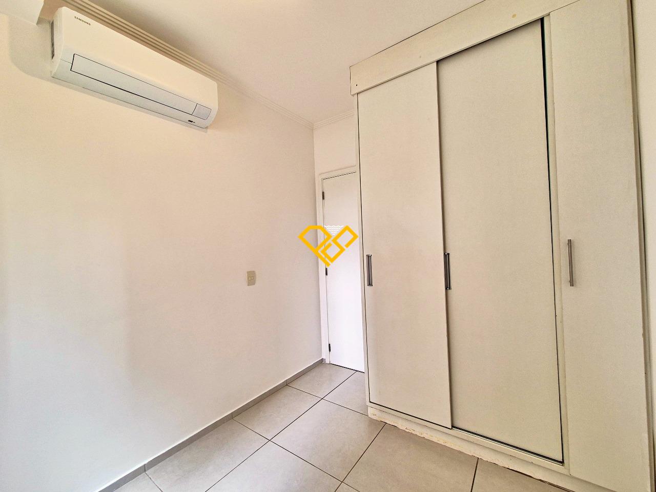 Apartamento para aluguel no Marapé: Dormitório 2