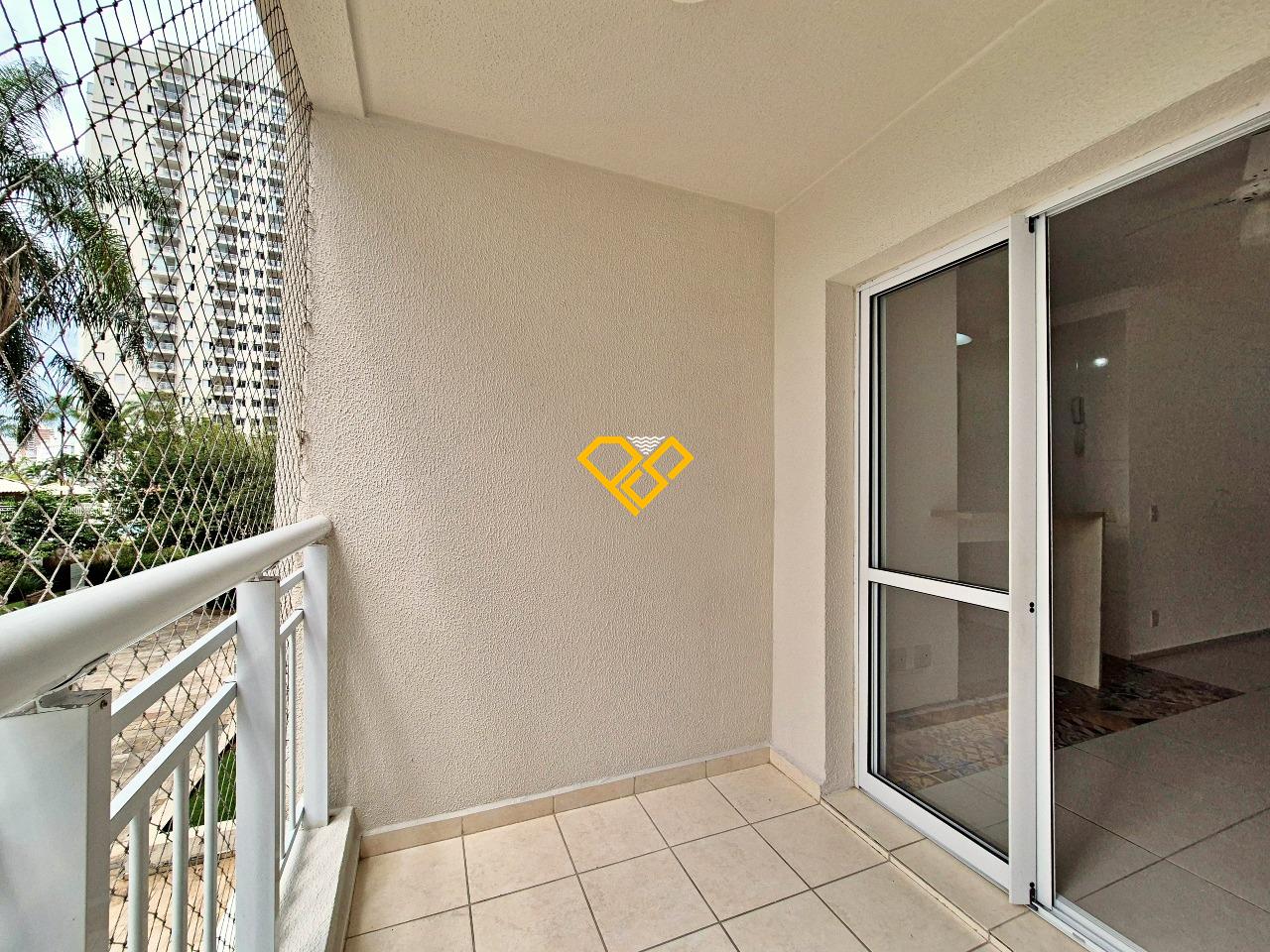 Apartamento para aluguel no Marapé: Varanda