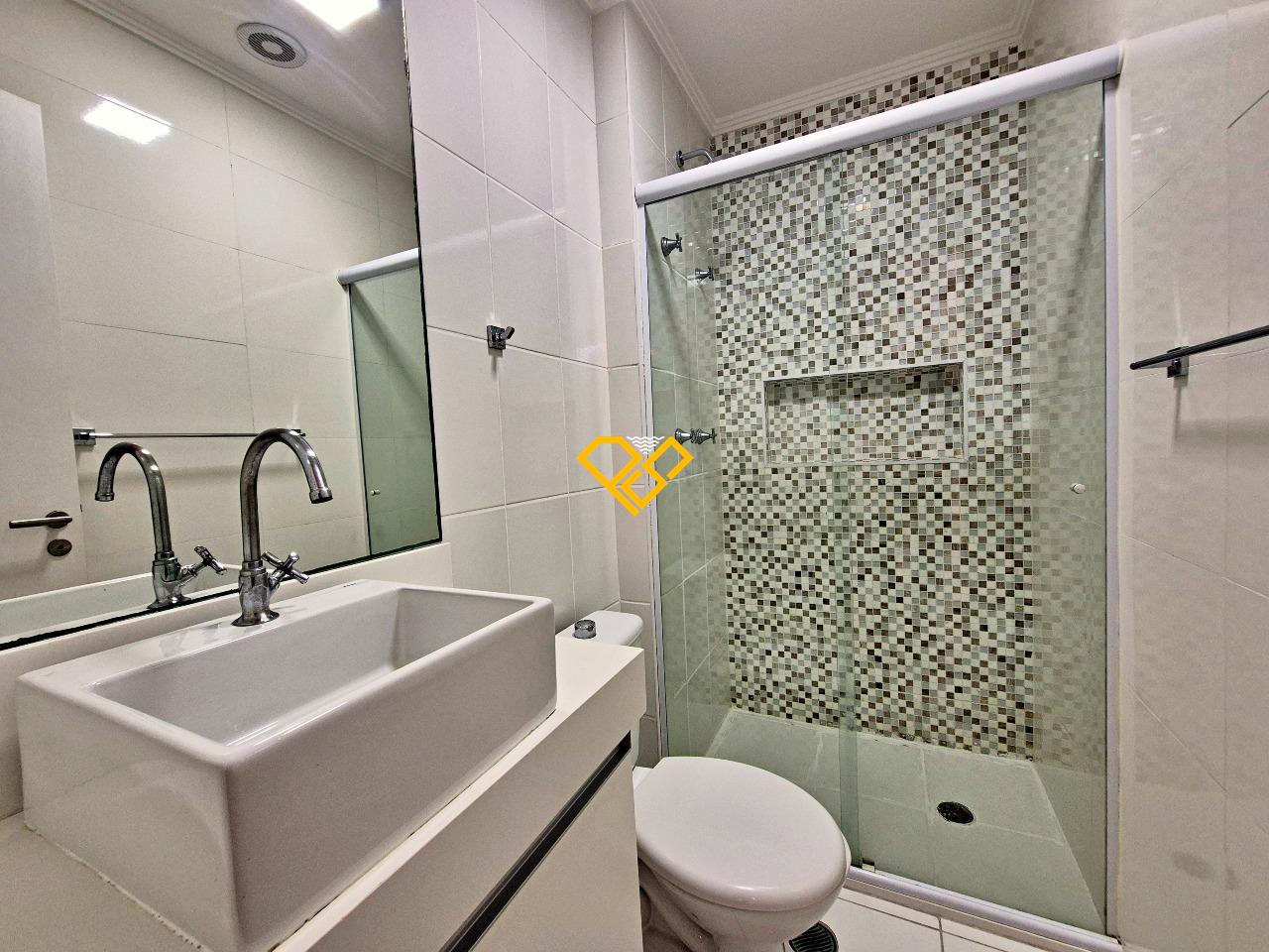 Apartamento para aluguel no Marapé: Wc suíte 