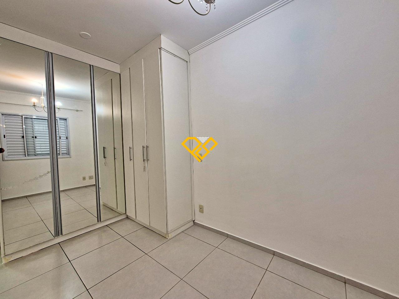 Apartamento para aluguel no Marapé: Dormitório 1 - suíte